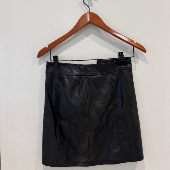 Garage Faux Leather Mini Skirt – Black – Size XS - Picture 2 of 3